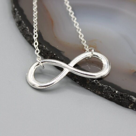 Jewelry necklace infinity love symbol dainty white gold tone minimalist new - Picture 2 of 8